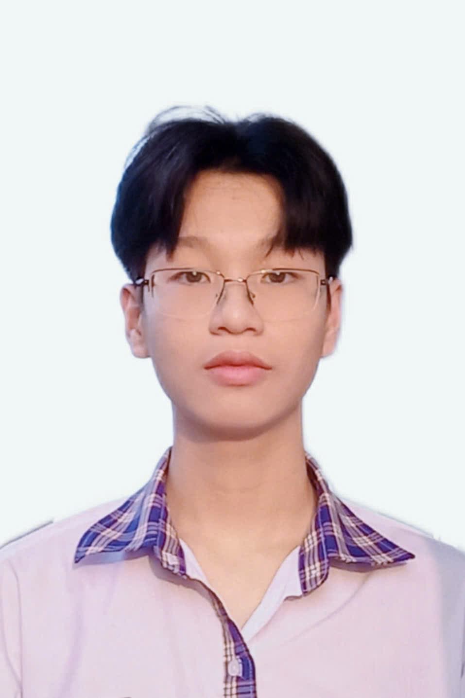 Trần Đăng Nhật Hùng
